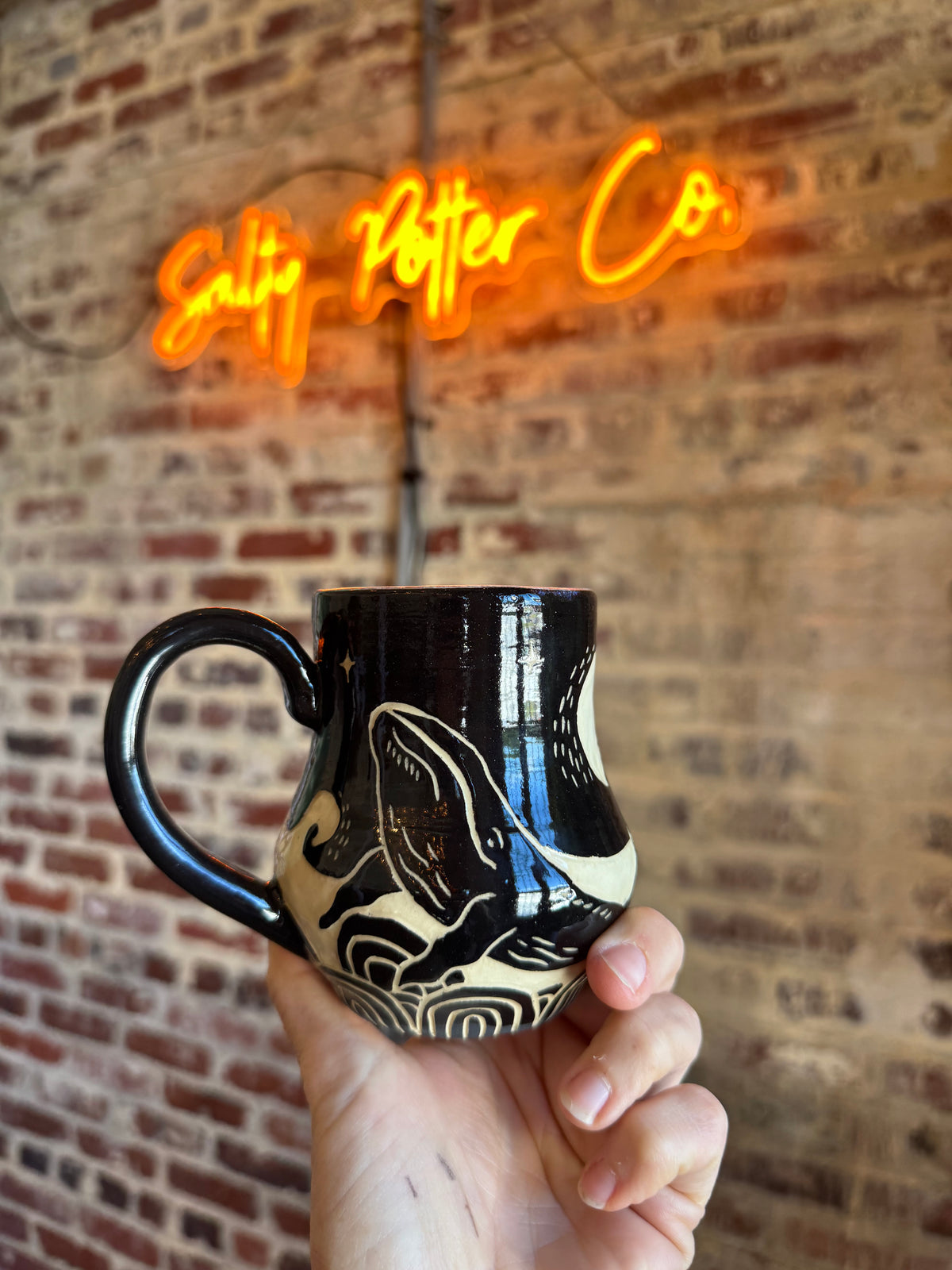 Sgraffito Whale Mug- Pink